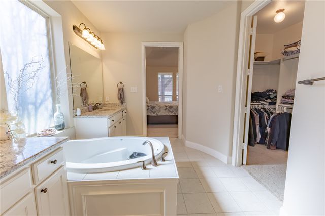 6205 Prairie Hill Lane, Flower Mound, TX 75028