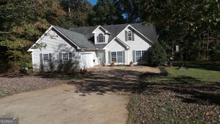 4121 Evian Way, Gainesville, GA 30507