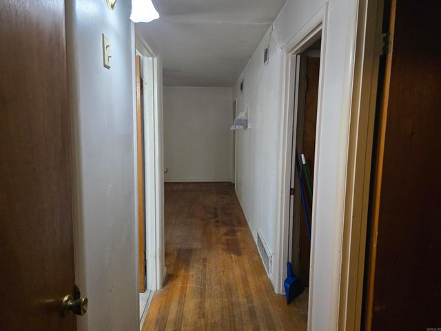 6 S Wakefield Drive, Little Rock, AR 72209