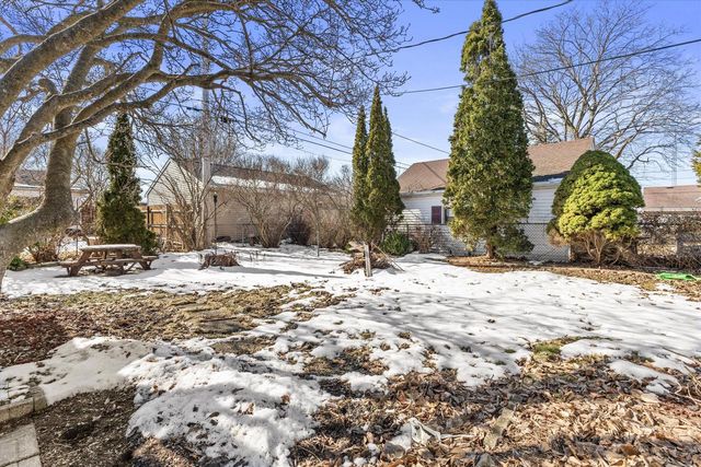 821 Lombard AVENUE, Racine, WI 53402