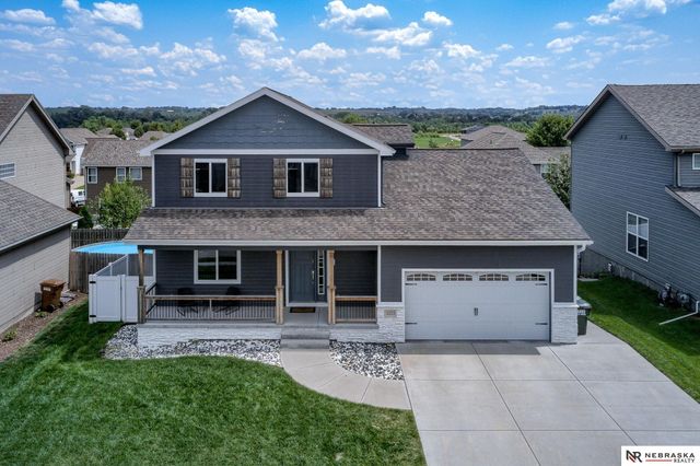 10213 N 152nd Avenue, Bennington, NE 68007