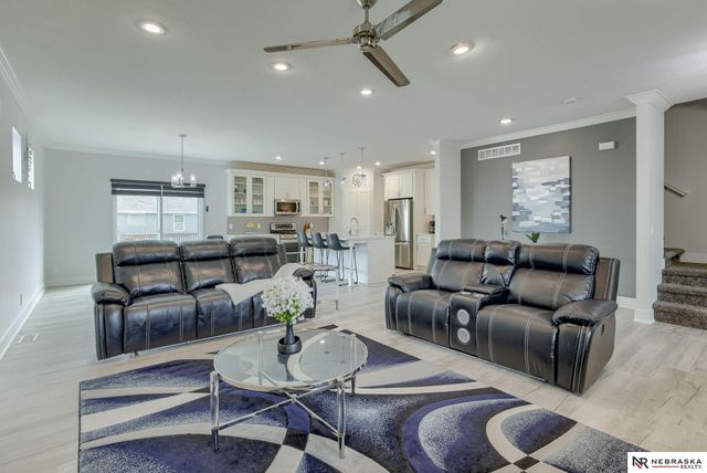 10213 N 152nd Avenue, Bennington, NE 68007