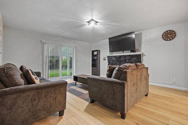 3011 De Ovan Ave, Stockton, CA 95204