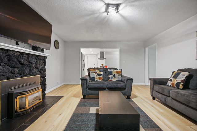 3011 De Ovan Ave, Stockton, CA 95204