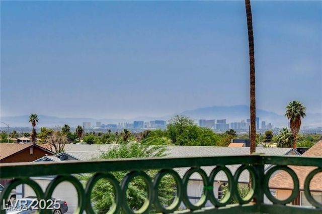 6201 East Lake Mead Boulevard 218, Las Vegas, NV 89156