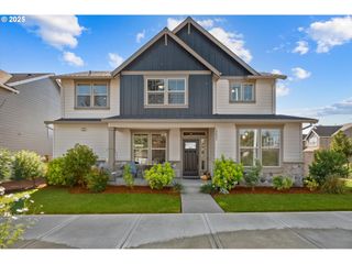 19693 LELAND Rd, Oregon City, OR 97045