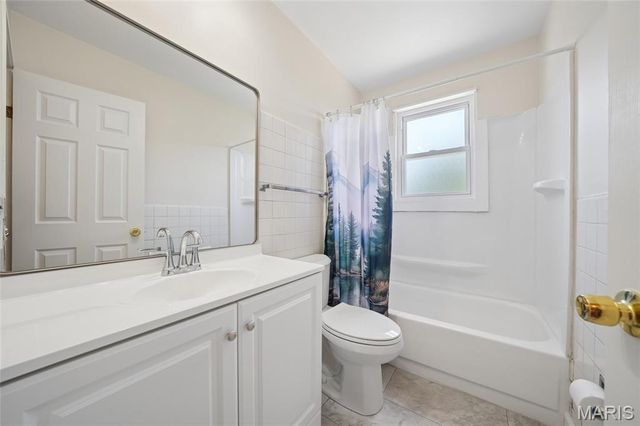 9668 Amona Court, Affton, MO 63123