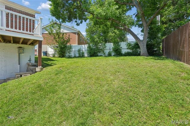 9668 Amona Court, Affton, MO 63123