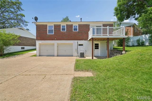 9668 Amona Court, Affton, MO 63123
