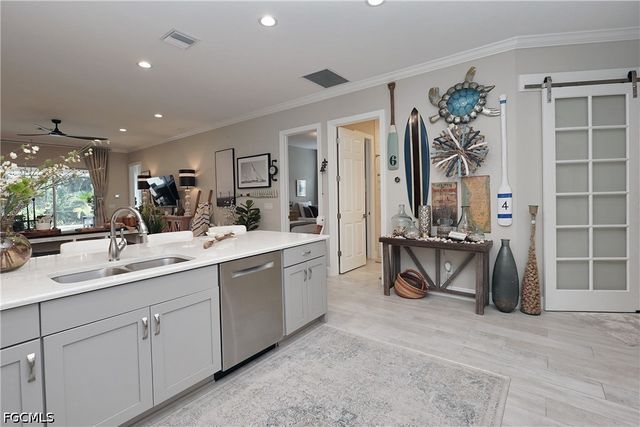 1169 S Town And River DR, Fort Myers, FL 33919