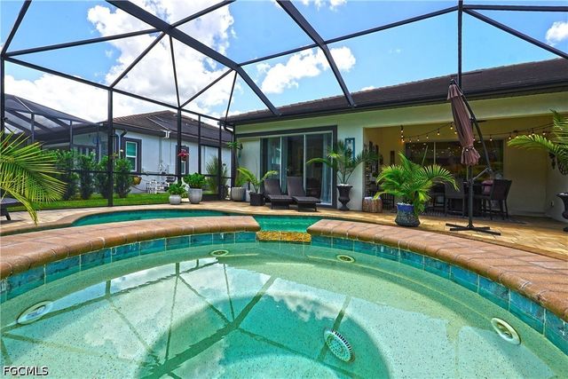 1169 S Town And River DR, Fort Myers, FL 33919