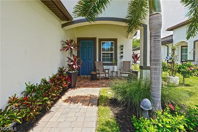 1169 S Town And River DR, Fort Myers, FL 33919