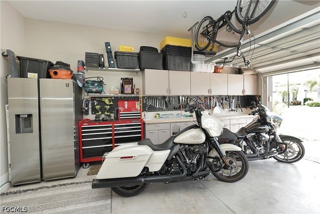 1169 S Town And River DR, Fort Myers, FL 33919
