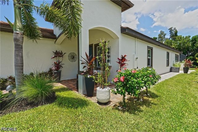 1169 S Town And River DR, Fort Myers, FL 33919