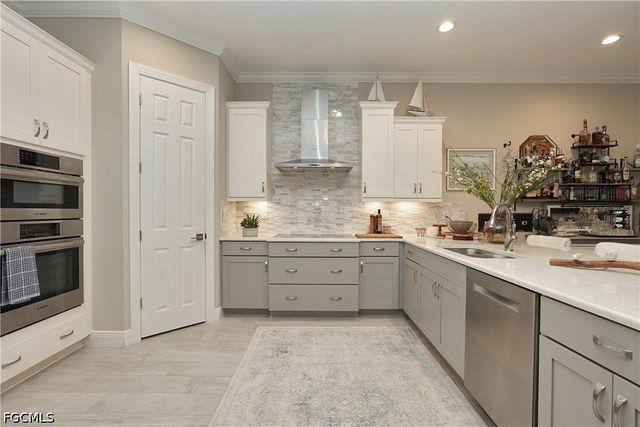 1169 S Town And River DR, Fort Myers, FL 33919