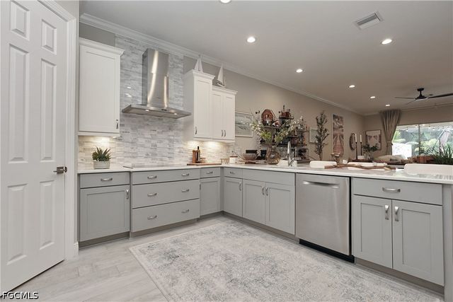 1169 S Town And River DR, Fort Myers, FL 33919