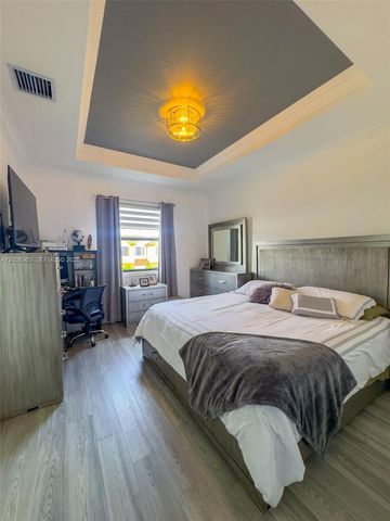 4715 Caspian Way, Davie, FL 33314