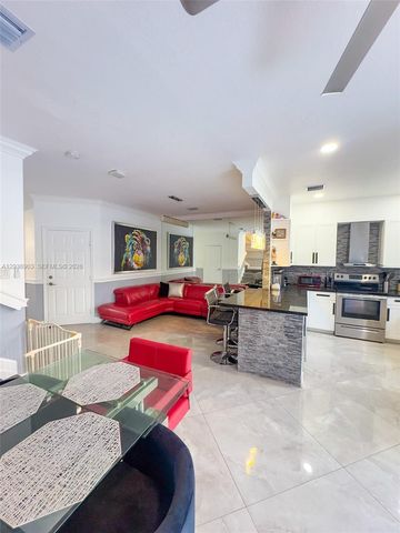 4715 Caspian Way, Davie, FL 33314
