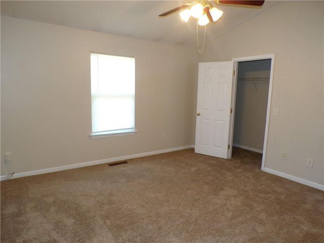 28 Princeton Place Drive, Adairsville, GA 30103
