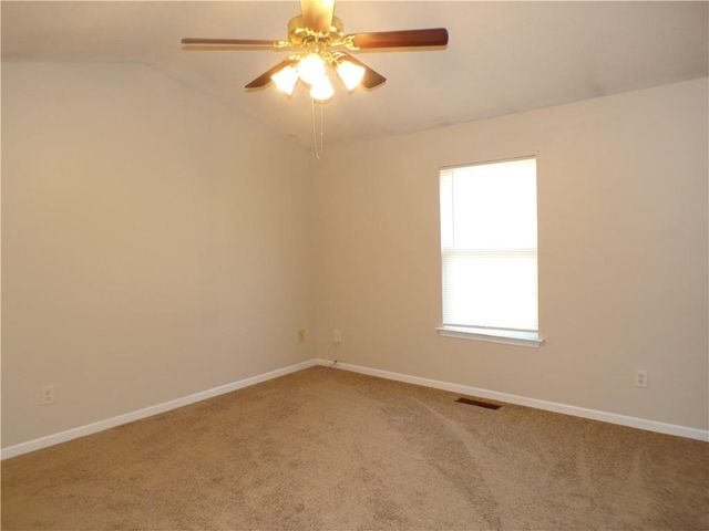 28 Princeton Place Drive, Adairsville, GA 30103