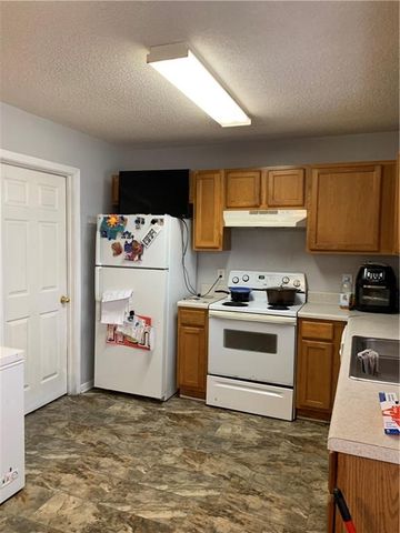 28 Princeton Place Drive, Adairsville, GA 30103