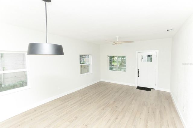 3203 E EMMA STREET, Tampa, FL 33610
