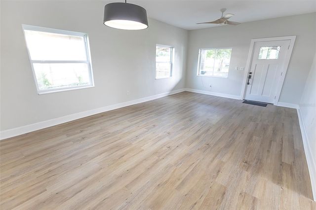 3203 E EMMA STREET, Tampa, FL 33610