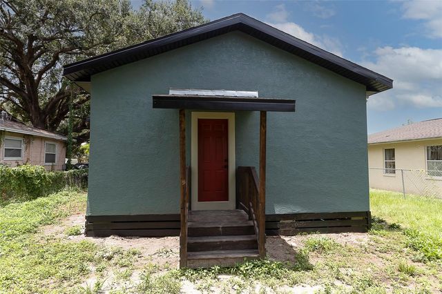 3203 E EMMA STREET, Tampa, FL 33610