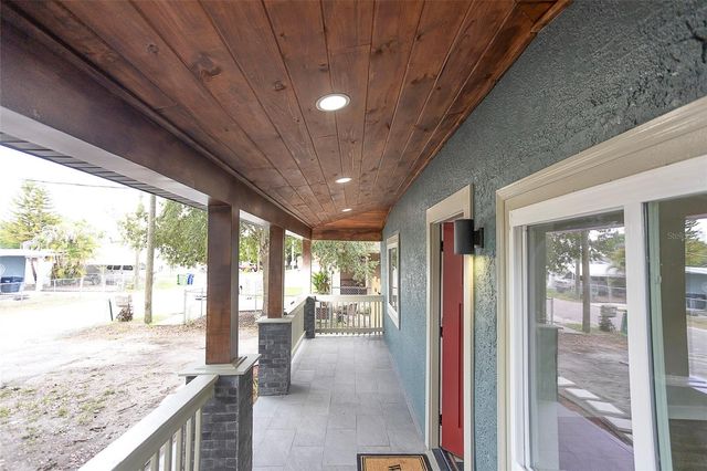 3203 E EMMA STREET, Tampa, FL 33610