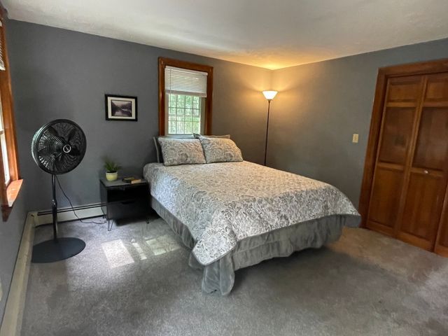 5 Dawn Way, Carver, MA 02330