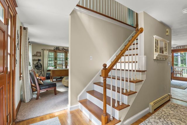 5 Dawn Way, Carver, MA 02330