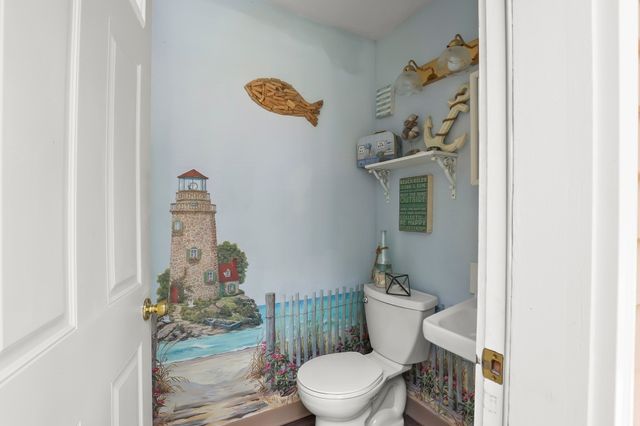 5 Dawn Way, Carver, MA 02330