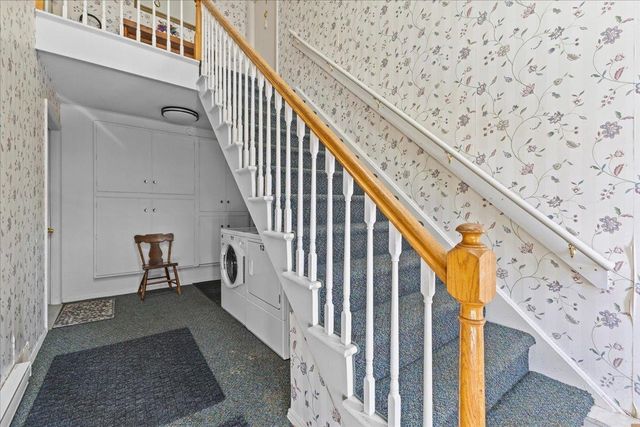 125 Kennedy Dr Apt 3, South Burlington, VT 05403