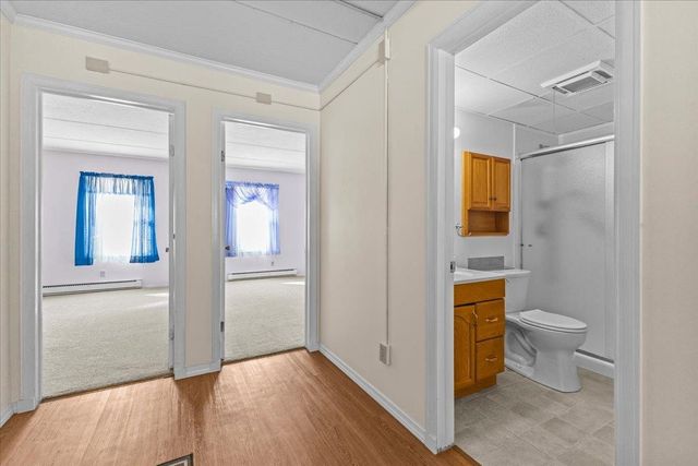 125 Kennedy Dr Apt 3, South Burlington, VT 05403