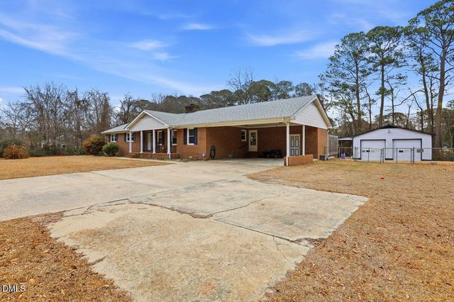 209 Crestwood Drive, Goldsboro, NC 27530