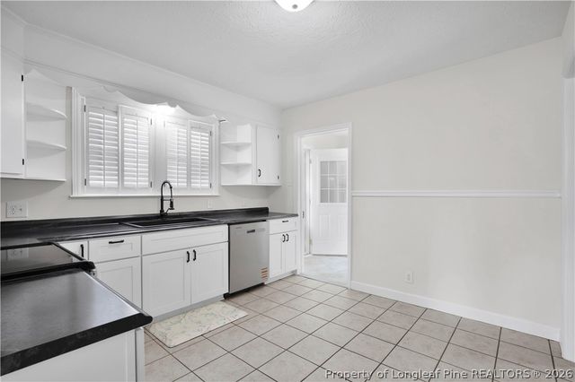 210 W 21st Street N, Lumberton, NC 28358