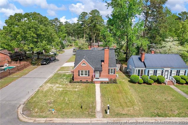 210 W 21st Street N, Lumberton, NC 28358
