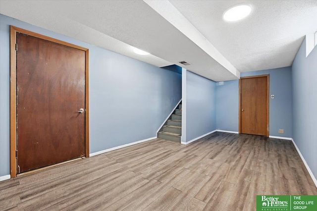 6524 Lafayette Avenue, Omaha, NE 68132