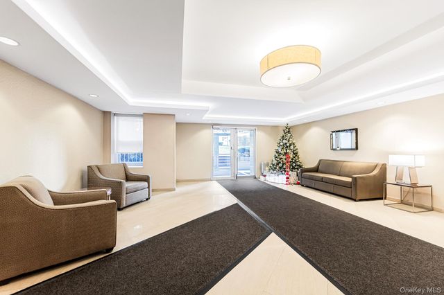 1300 Midland Avenue B42, Yonkers, NY 10704