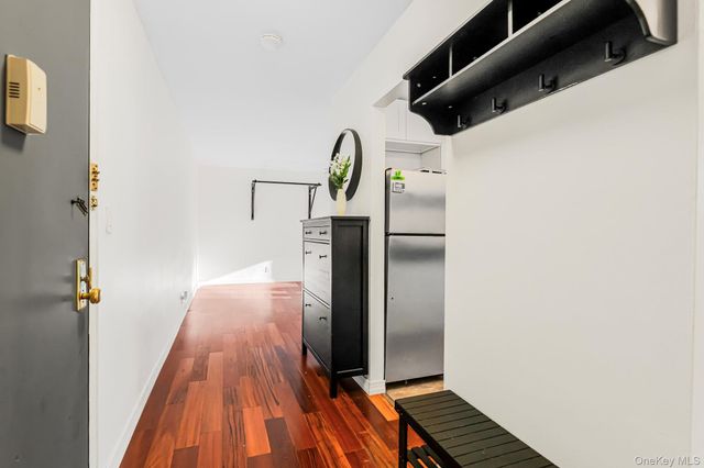 1300 Midland Avenue B42, Yonkers, NY 10704