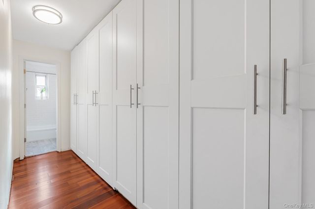 1300 Midland Avenue B42, Yonkers, NY 10704