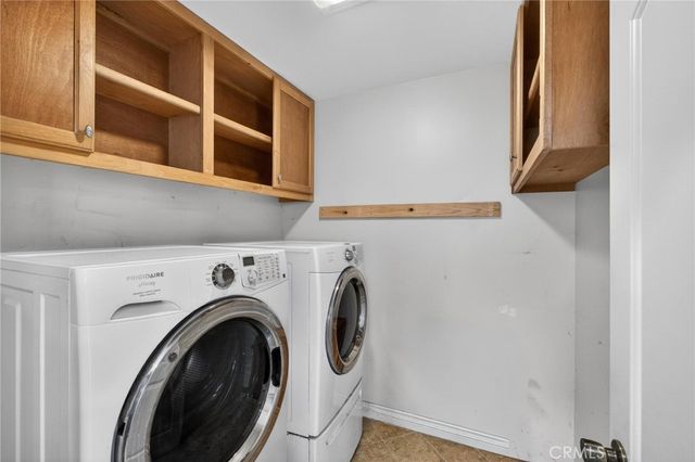 15422 Freeman Avenue, Lawndale, CA 90260