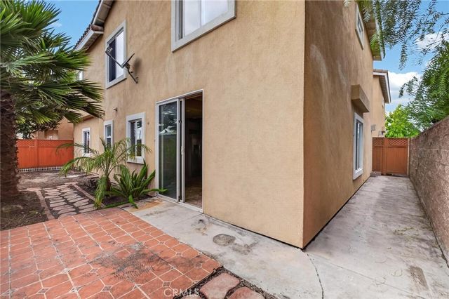 15422 Freeman Avenue, Lawndale, CA 90260