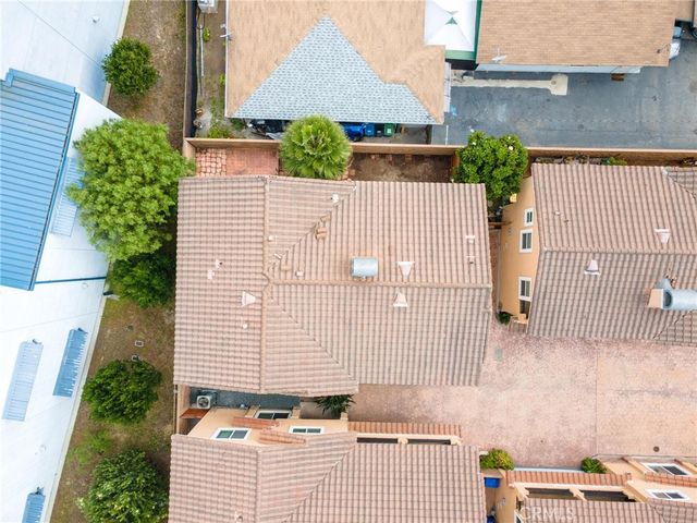 15422 Freeman Avenue, Lawndale, CA 90260