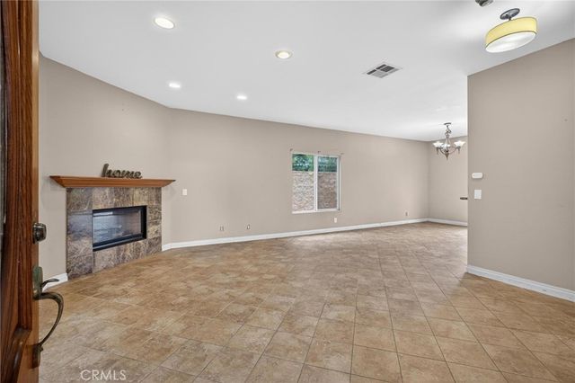 15422 Freeman Avenue, Lawndale, CA 90260