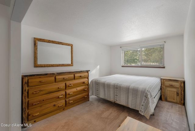 256 Vedelwood DR, Sandpoint, ID 83864