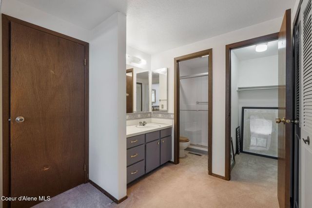 256 Vedelwood DR, Sandpoint, ID 83864