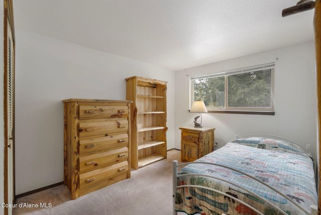 256 Vedelwood DR, Sandpoint, ID 83864