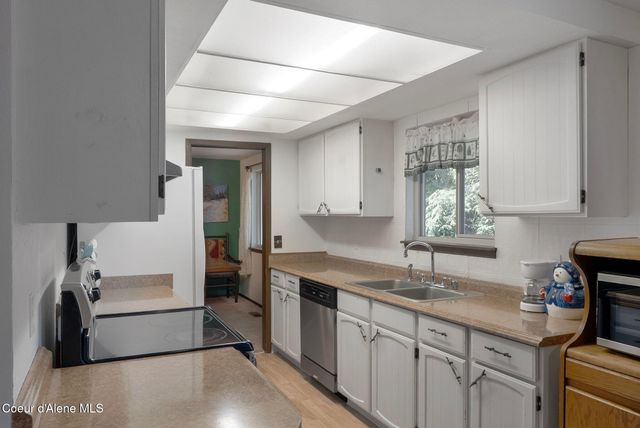 256 Vedelwood DR, Sandpoint, ID 83864