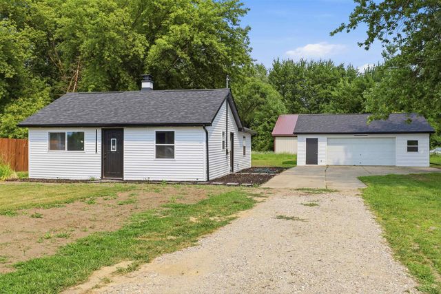 9095 East Road, Burt, MI 48417